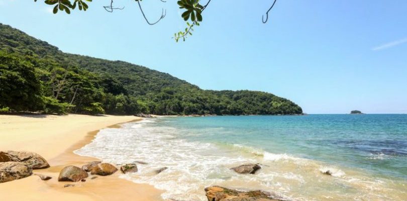 praia-deserto-ubatuba-810x540